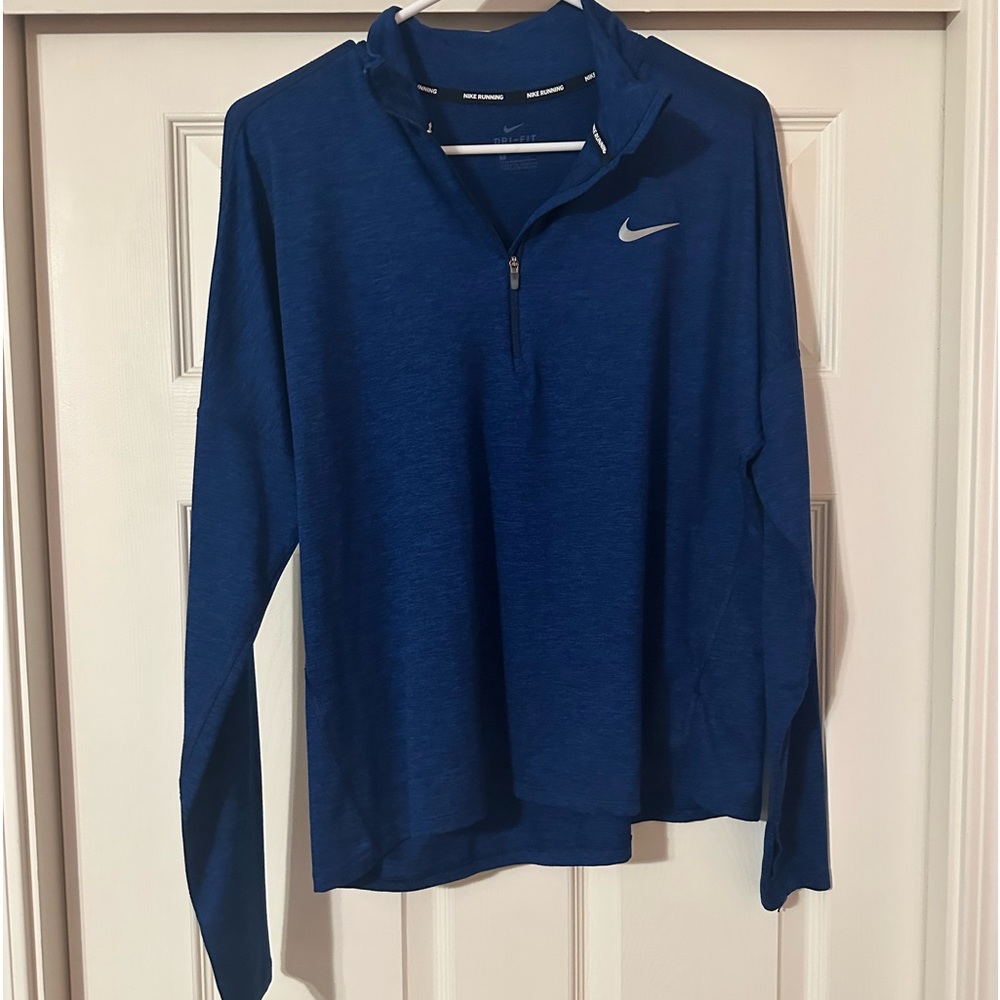 Women’s Nike running pullover